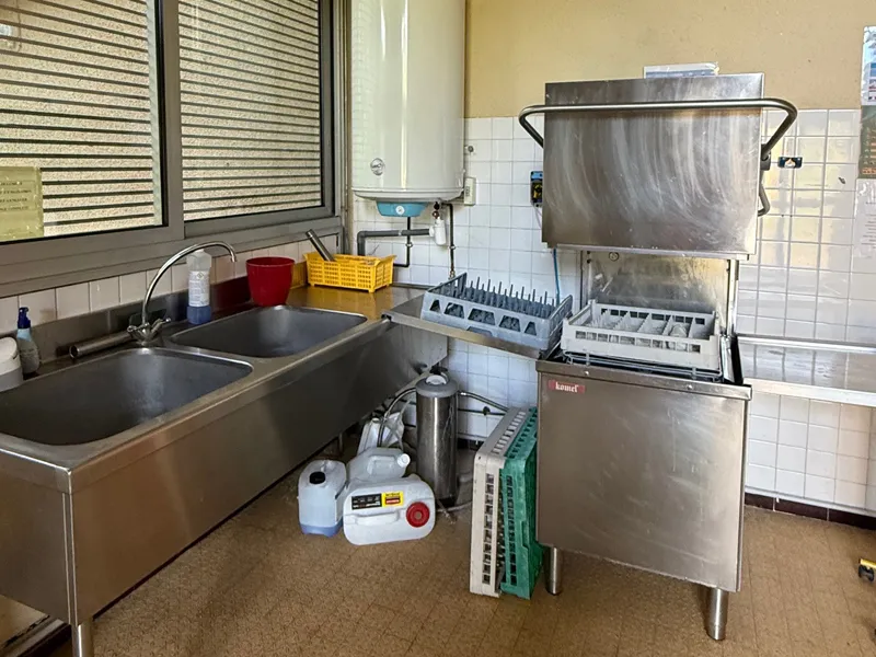 Salle Polyvallente Massieux Cuisine1